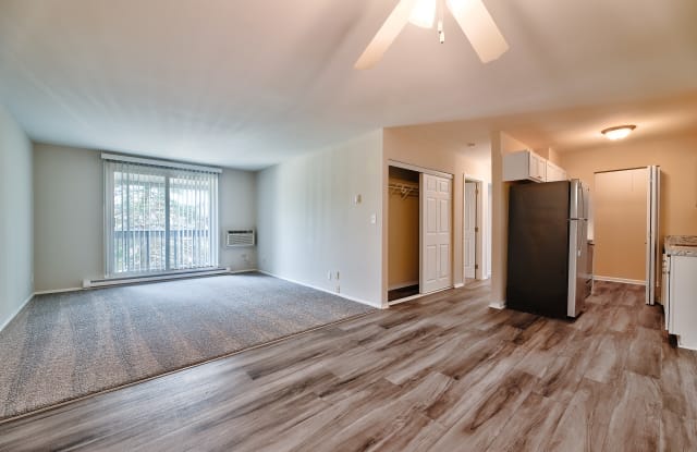 Glen Hills Apartments Gallery 4