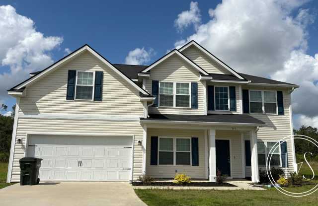 SUMMER MOVE-IN SPECIAL AND RATE DROP ALERT (was $2700/month)!** photos photos
