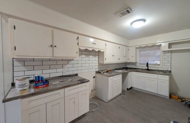 Freshly Remodeled Home Coming Soon - 3 Lynda Avenue, Texarkana, TX 75503