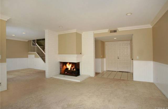24332 Parkside Dr E Gallery 3