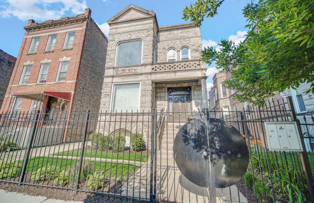 1660 S Millard Avenue photos photos
