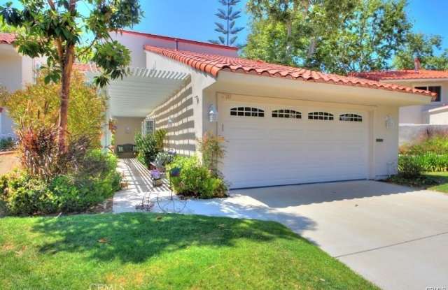 310 Vista Trucha - 310 Vista Trucha, Newport Beach, CA 92660
