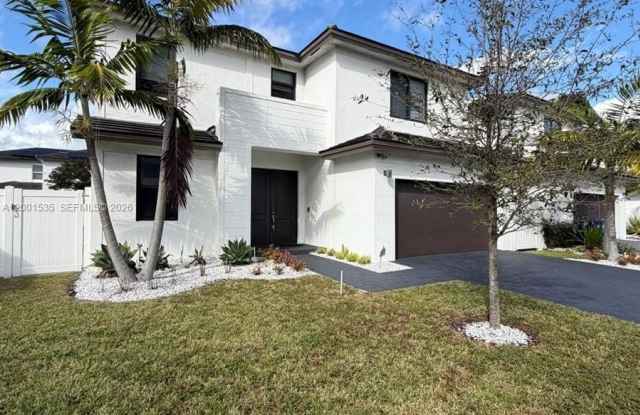 23520 SW 107th Ct photos photos