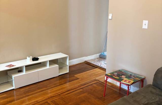 296 E 93rd Street Gallery 3