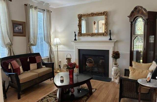 15714 CARLEE Court Gallery 2