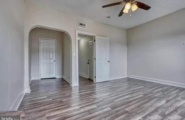 748 RESERVOIR Street Gallery 2