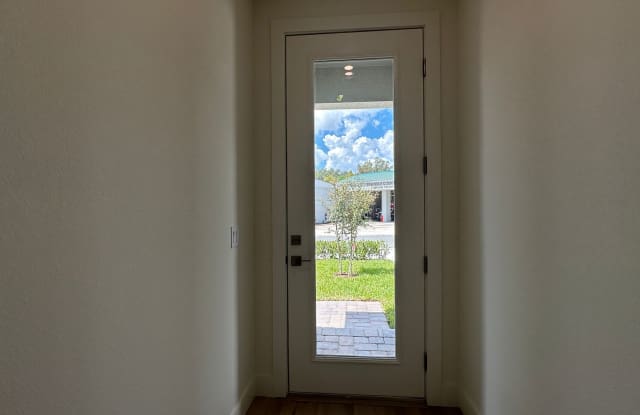 Modern 4BR/2.5BA Townhome | LVP Throughout | Lawn Care Included Gallery 4