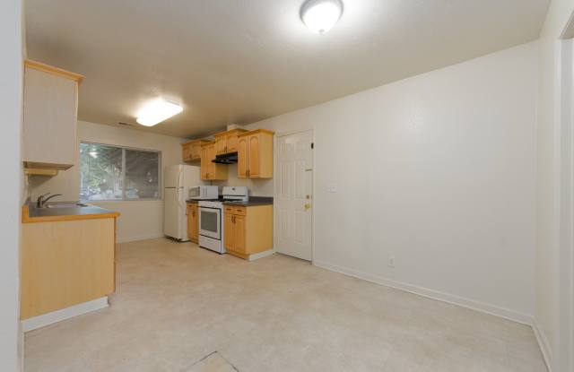 135 Roswell Dr Gallery 3