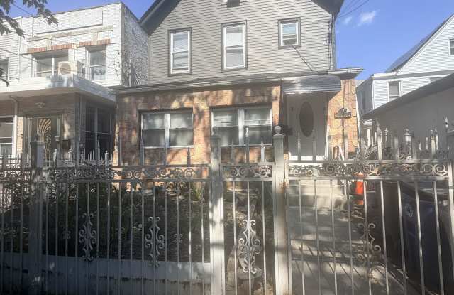 3710 Dyre Ave photos photos