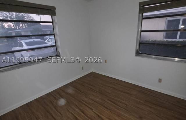 13731 Flora Pl Gallery 2
