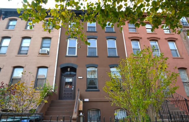 464 Classon Avenue2 bedrooms, 2 bathrooms Gallery 3