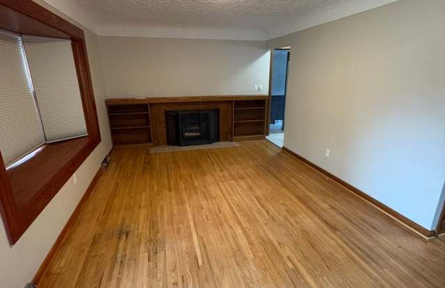 3 Bedroom 2 Bathroom Single Family home Gallery 3