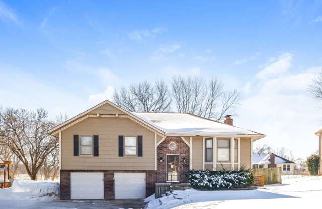 505 Dover Court - 505 Dover Court, Belton, MO 64012