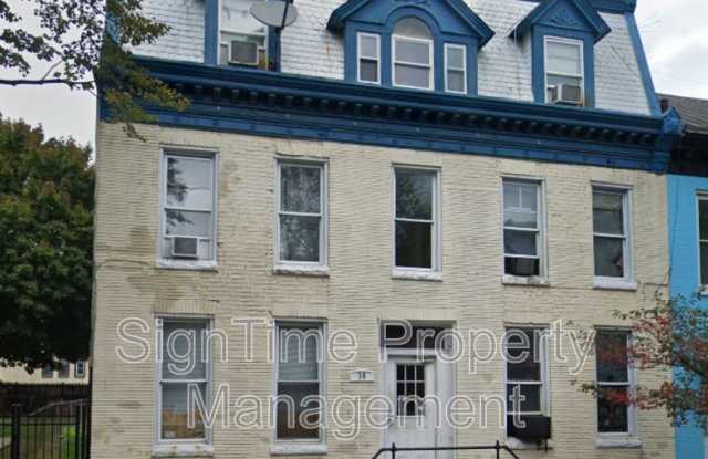 38 East Franklin Street - 4 photos photos 38 East Franklin Street - 4 photos photos