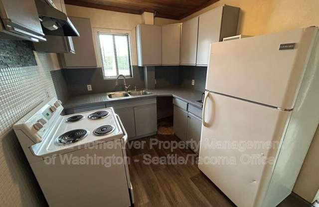802 9th St SW Gallery 4