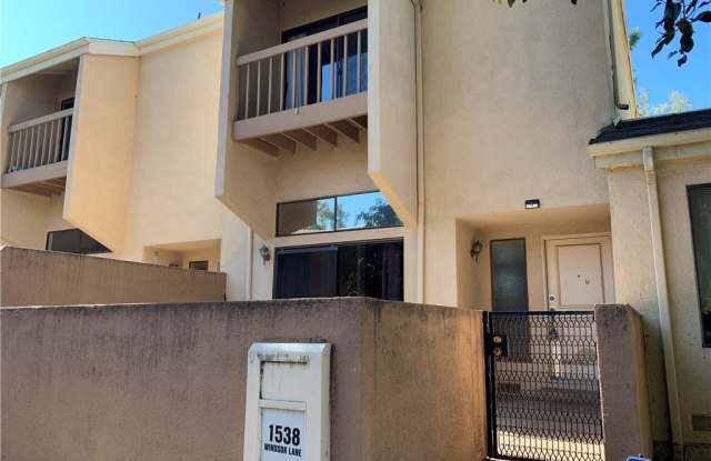 1538 Windsor Lane Gallery 2