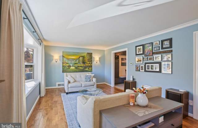 4402 MEDFORD Drive - 4402 Medford Drive, Annandale, VA 22003