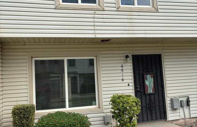 6618 S PALM Drive Gallery 2