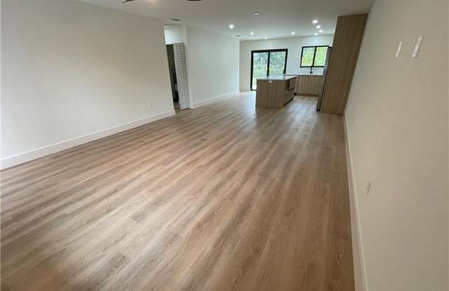 3619 Poplar Way Gallery 3