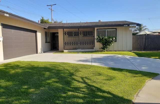 10412 Mauretania Circle Gallery 3