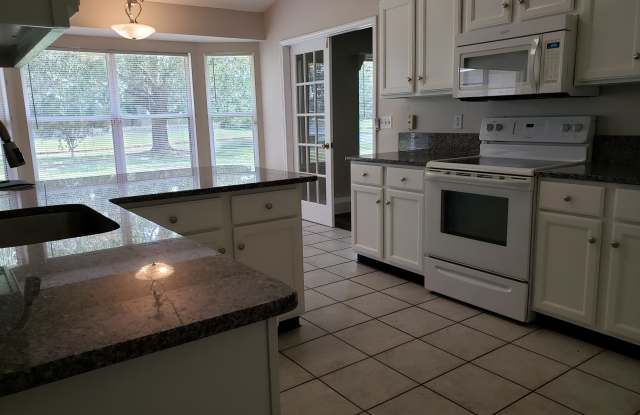464 BAY POINT WAY N Gallery 2