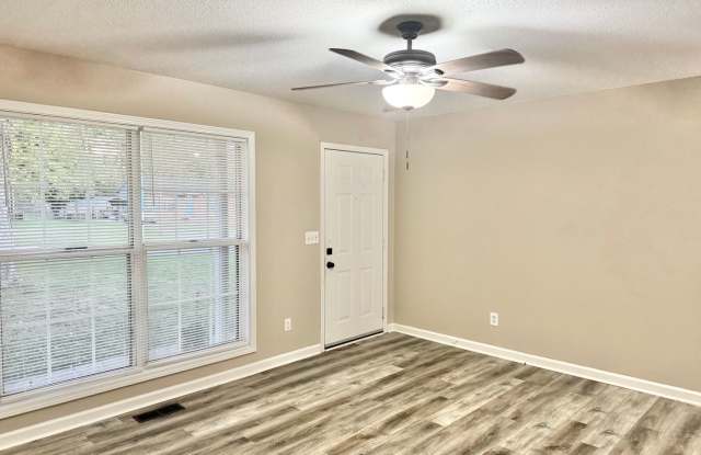 Updated 3-Bedroom Home in Oak Grove Near Fort Campbell! Gallery 3