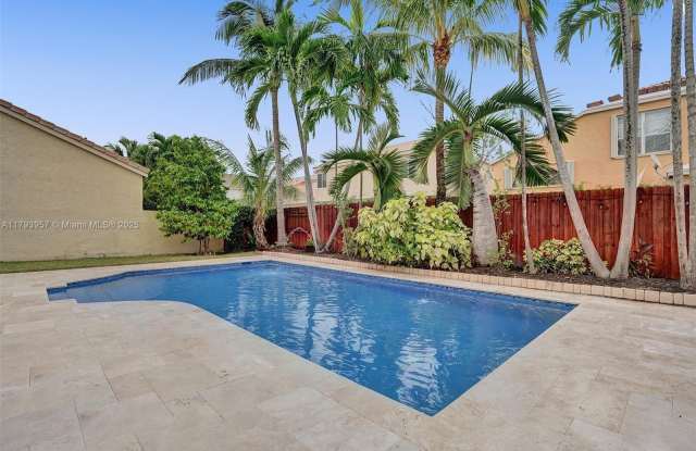 725 NW 156th Ave photos photos