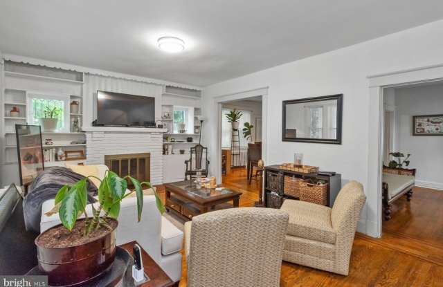 3904 GWYNNS FALLS Parkway Gallery 2