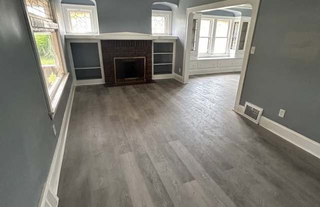 SECTION 8 READY!! photos photos