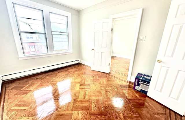 150 CARLTON AVE Gallery 2