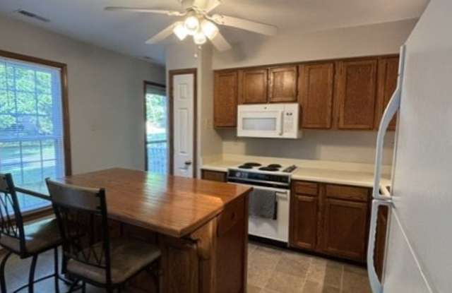 14604 Mill Spring Drive Gallery 3