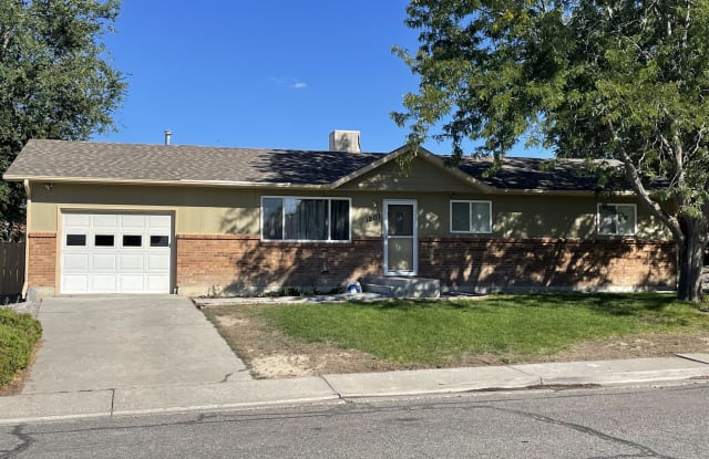 1201 Centennial Drive photos photos