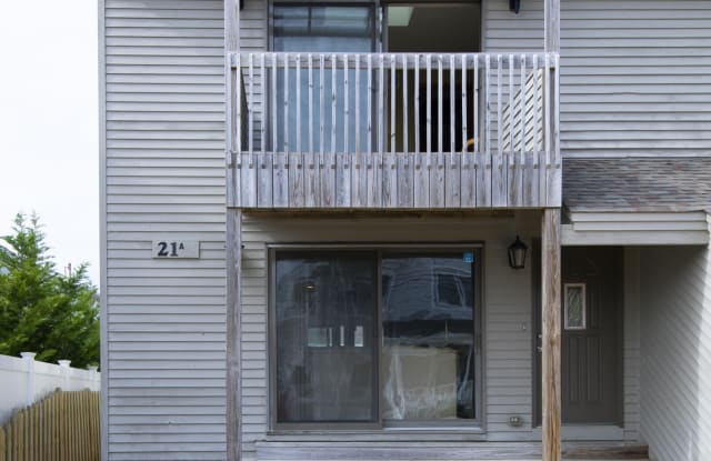 21 Brown Avenue - 21 Brown Avenue, Lavallette, NJ 08735