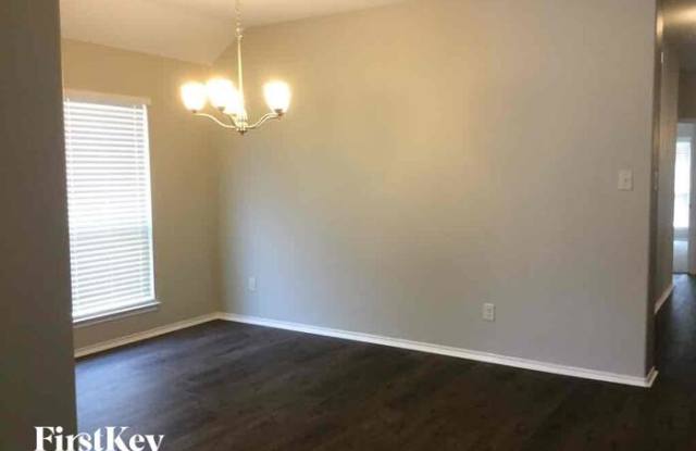 1217 Lake Worth Trail Gallery 2