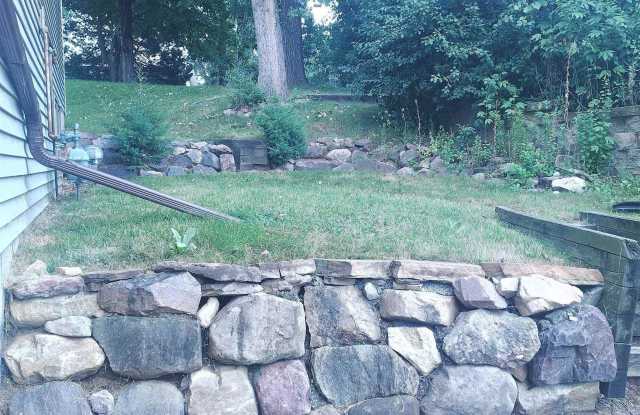 701 Iroquois Court Gallery 2