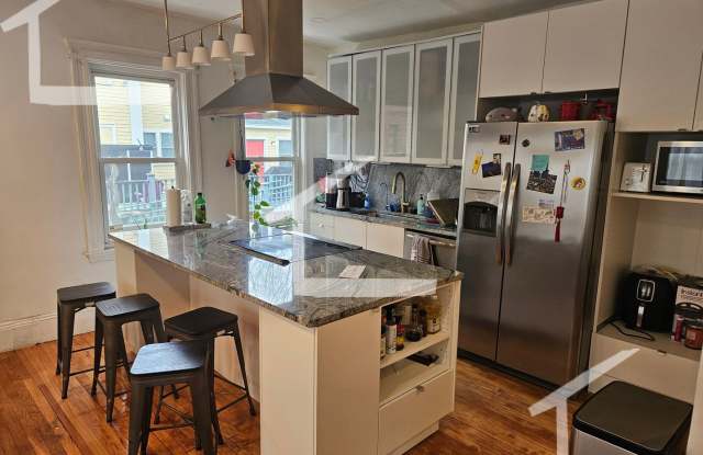 HOT CAMBRIDGE LISTING!!!!! photos photos