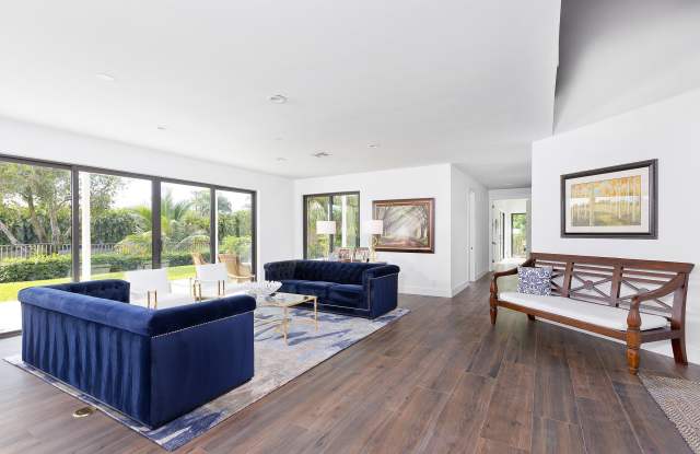 2905 Polo Island Drive Gallery 4