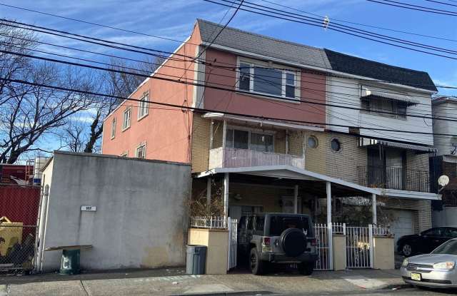 121 GARFIELD AVE photos photos