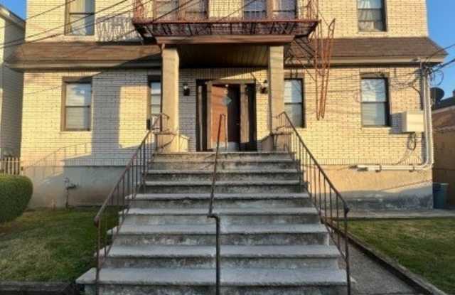 12 Lafayette Pl - 12 Lafayette Place, Lodi, NJ 07644