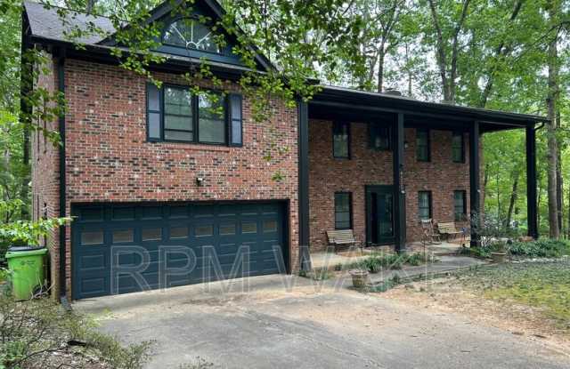 4500 Connell Dr photos photos