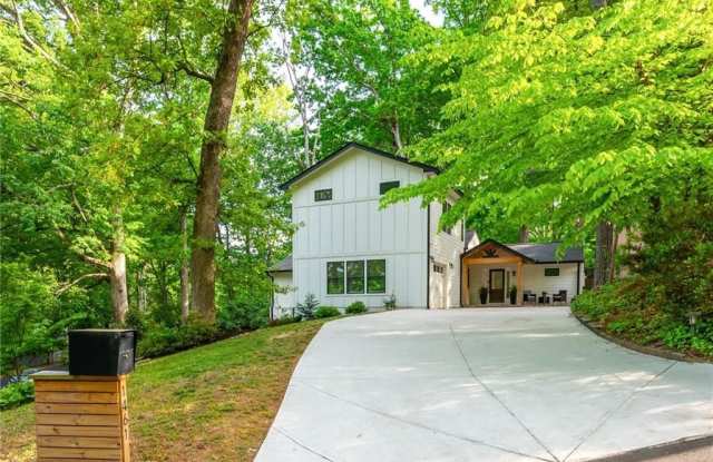 1461 Lively Ridge Road NE Gallery 1