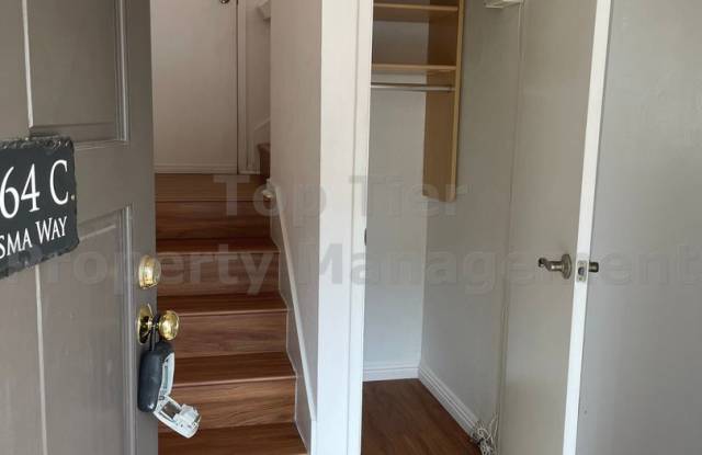 **Beautiful 2 bed / 2.5 bath Town Home in Carlsbad La Costa - Available 10/26** Gallery 4