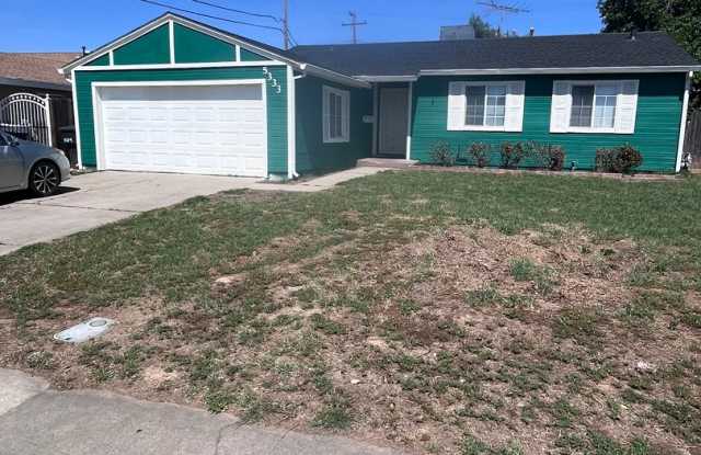 NICE HOME IN SACRAMENTO!! - 5333 North Parkway, Parkway, CA 95823