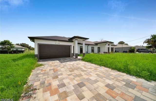 4987 Fairway Court Gallery 3