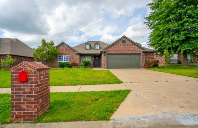 4 Bed | 2 Bath | Owasso | $2060 | Mid July photos photos