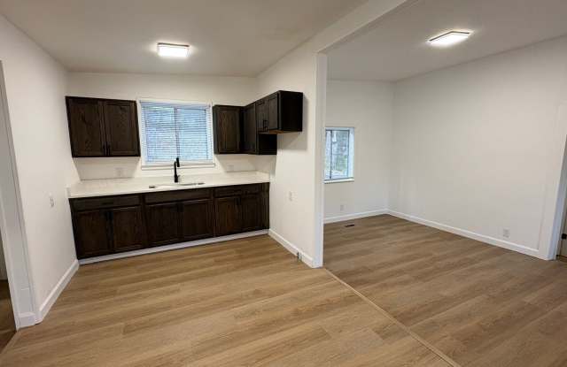 Fully Renovated 3 bed, 2 bath House in NLR for $1195 Gallery 4