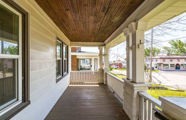 AVAILABLE NOW! 3 Bed/ 1 Bath Single Family Home - Chester Park Neighborhood photos photos