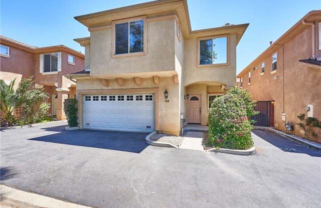 10025 Topanga Canyon Boulevard Gallery 2