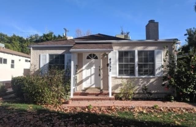 4252 Greenbush Avenue - 4252 Greenbush Avenue, Los Angeles, CA 91423