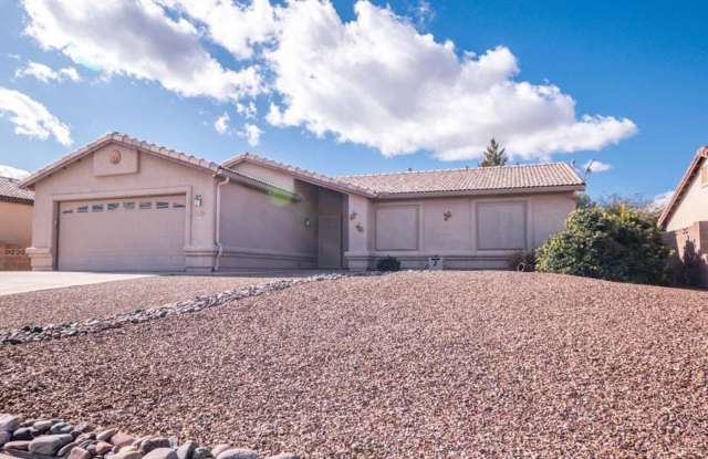 Beautiful Home in Sierra Vista - 3858 Plaza Margarita, Sierra Vista, AZ 85650